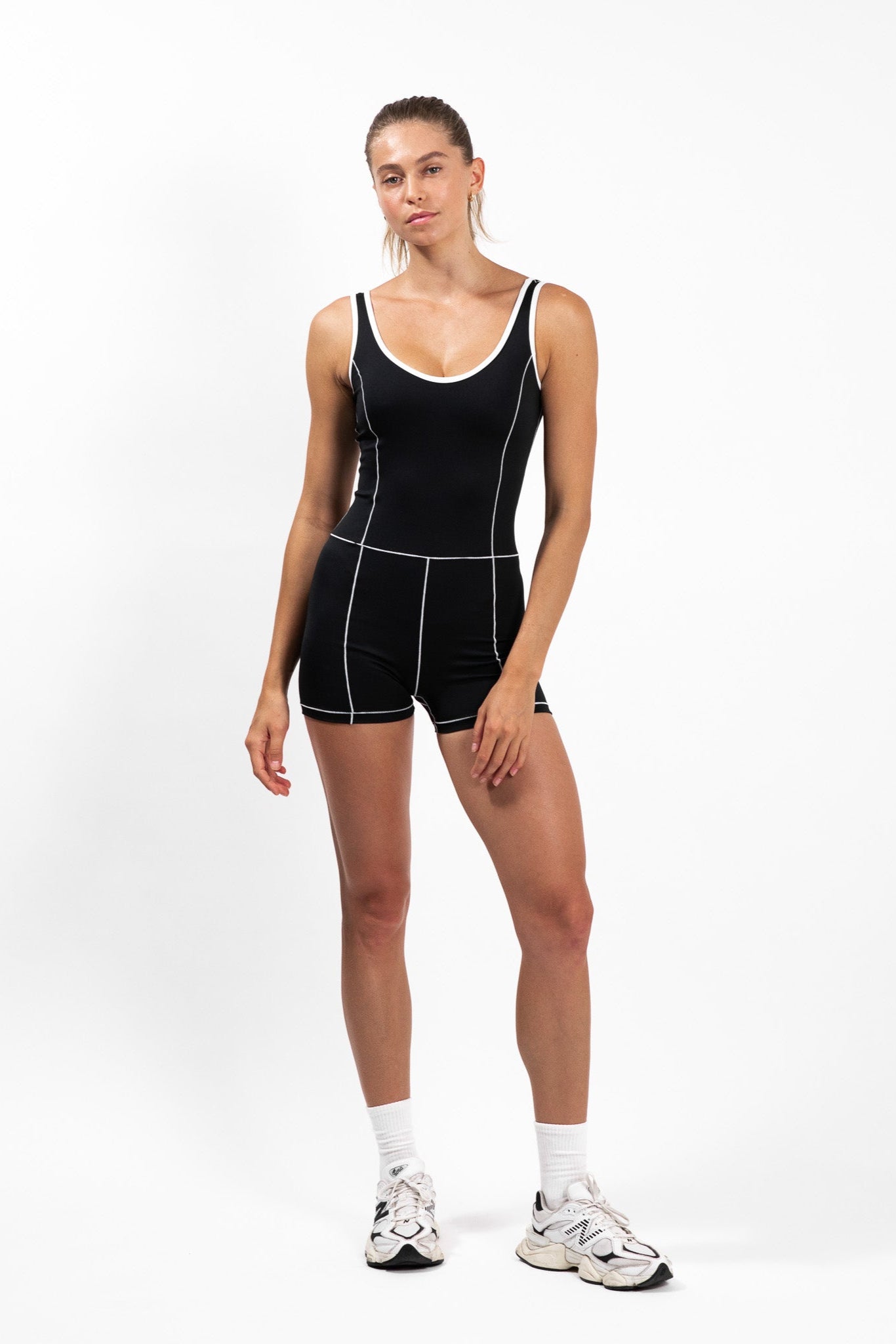 SCULPT ONE PIECE UN92 Activewear — free download