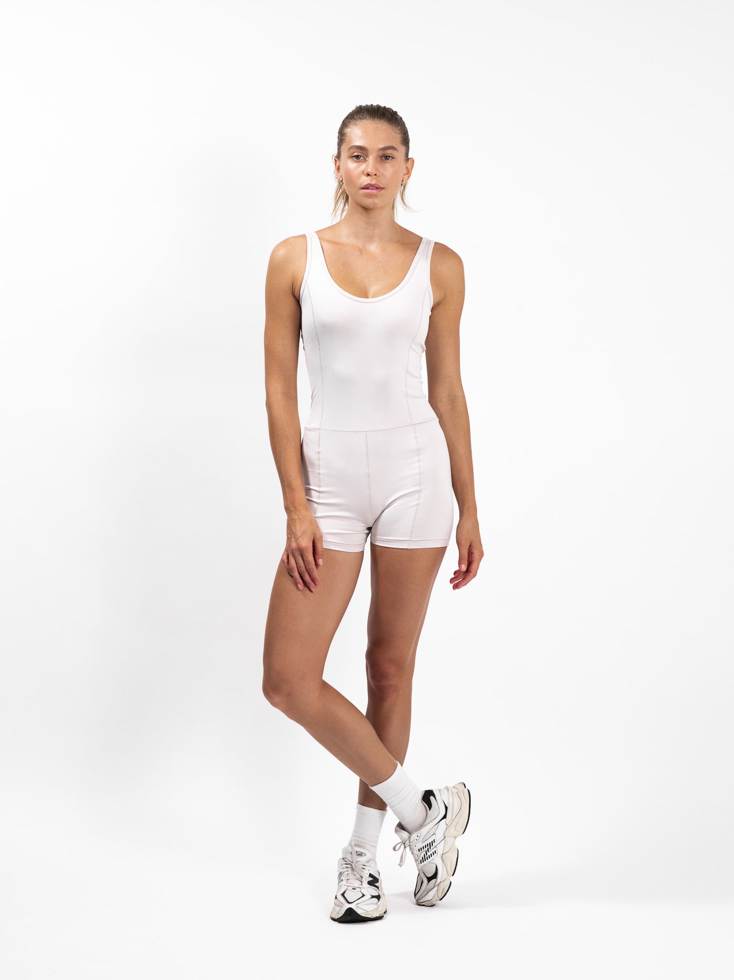 SCULPT ONE PIECE PALE